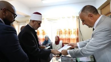 مفتي الجمهورية يصوت في انتخابات مجلس الشيوخ 2025