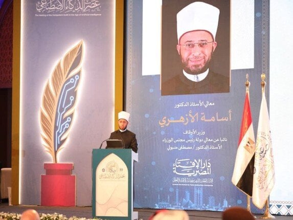وزير الأوقاف يؤكد التكاتف خلف الأزهر الشريف والإمام الأكبر