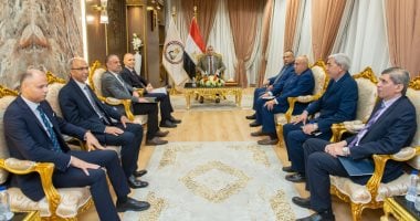 وزير الإنتاج الحربى يناقش مع سفير بلغاريا بالقاهرة سبل تعزيز التعاون المشترك