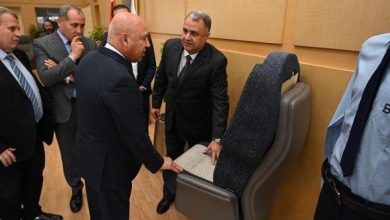 وزير النقل يُشدد على ضرورة الحفاظ على نظافة القطارات والمحطات